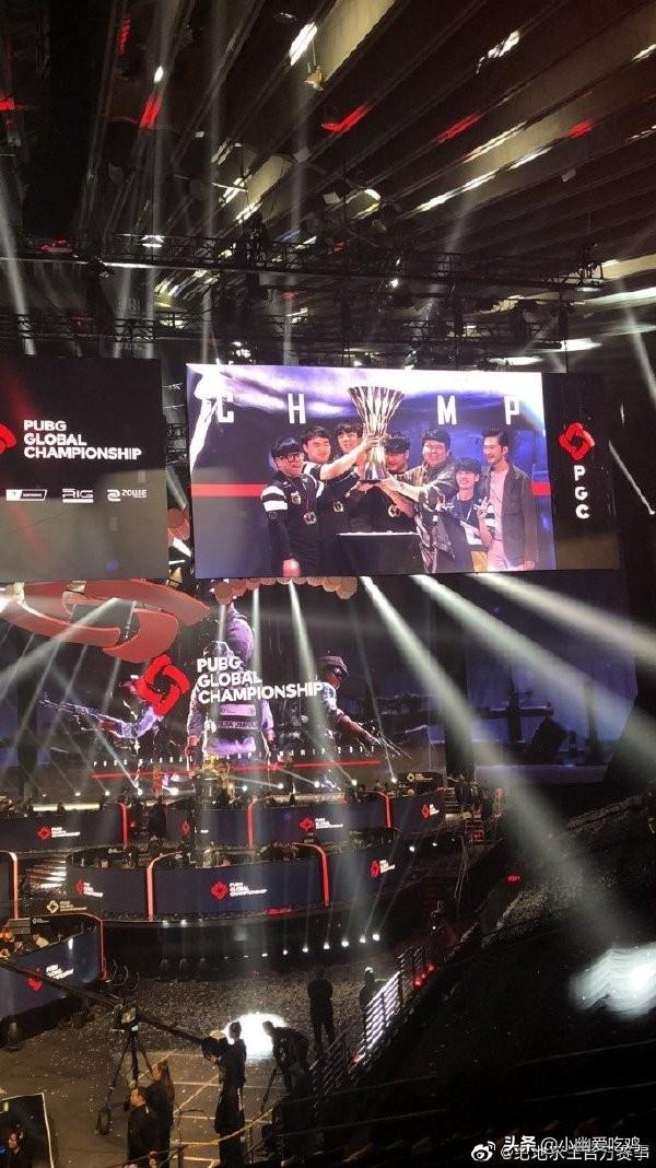 续坚持他们 续坚持他们